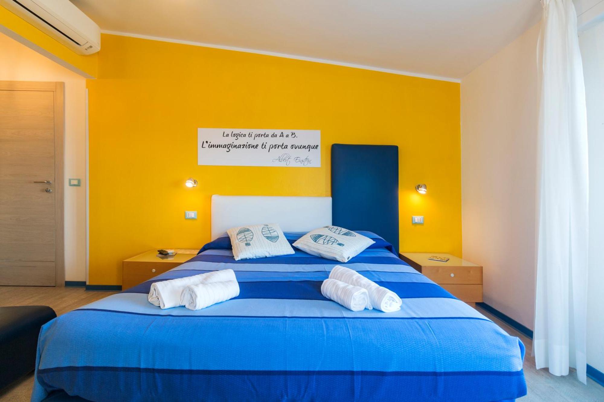 La Favorita Hotel Cala Gonone Bagian luar foto