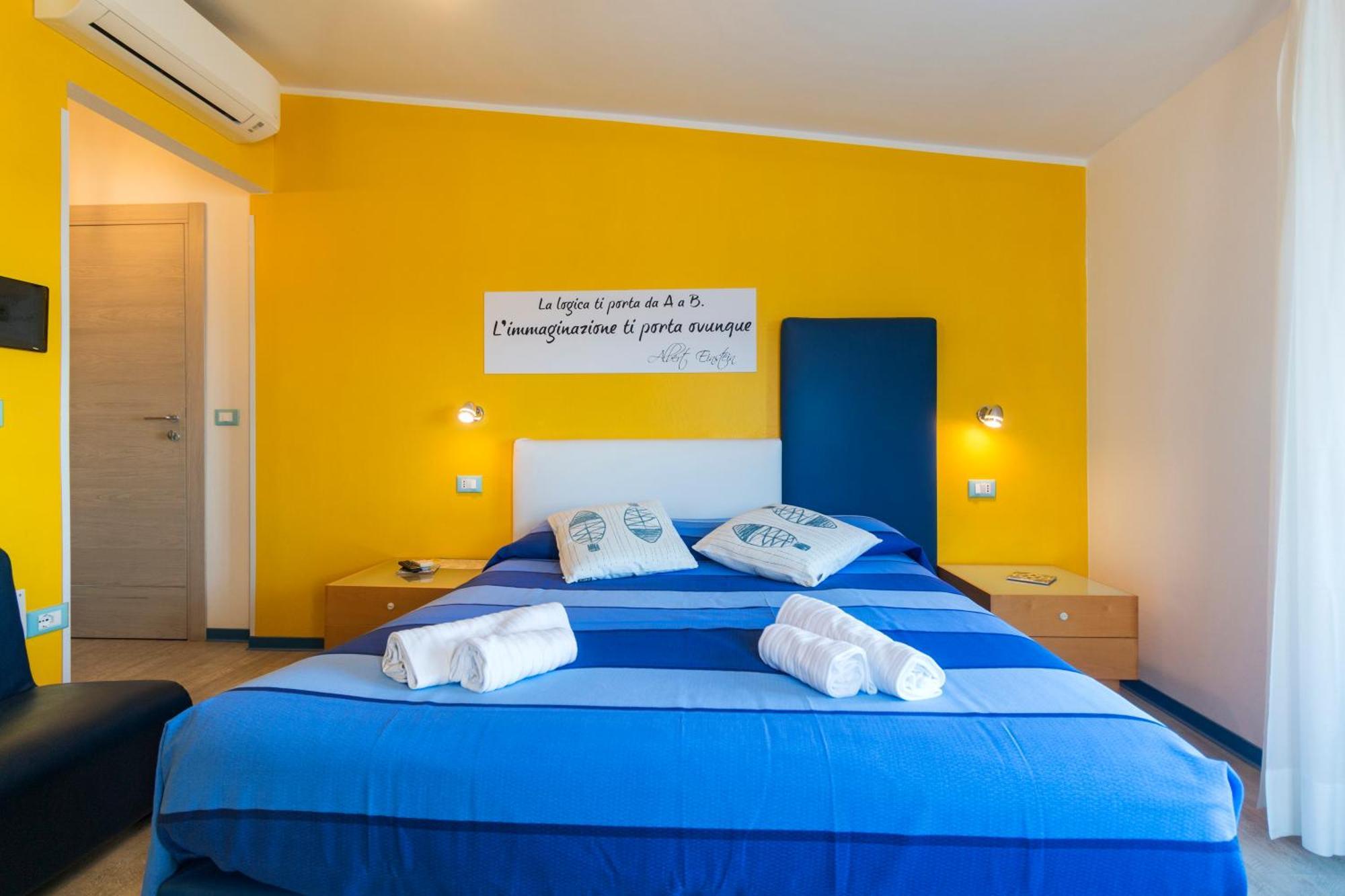 La Favorita Hotel Cala Gonone Bagian luar foto