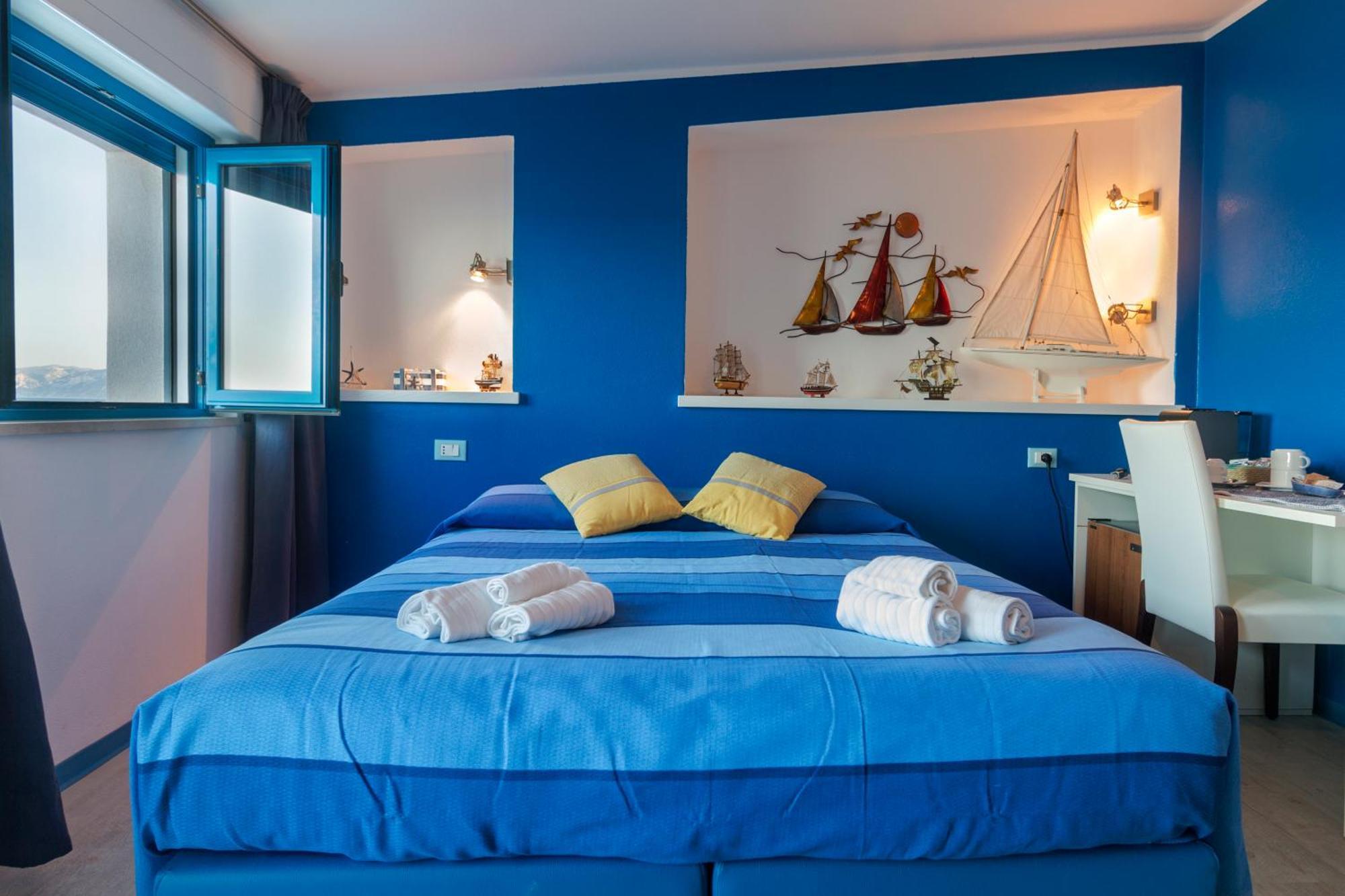 La Favorita Hotel Cala Gonone Bagian luar foto