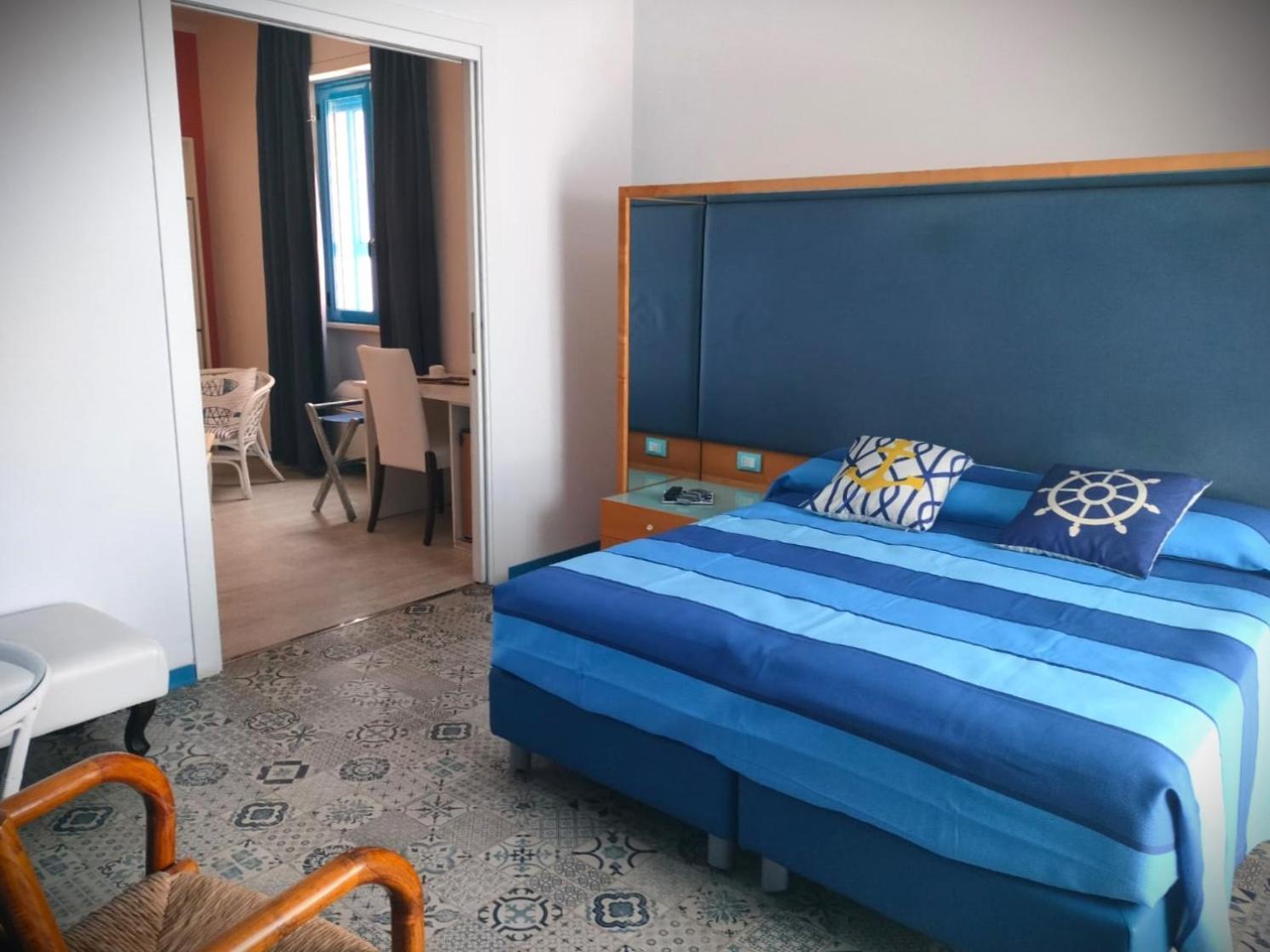 La Favorita Hotel Cala Gonone Bagian luar foto