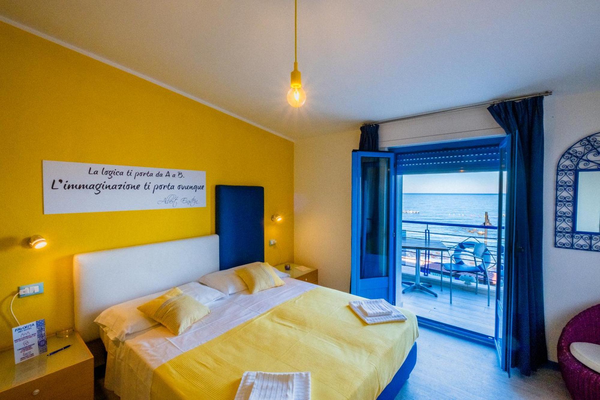 La Favorita Hotel Cala Gonone Bagian luar foto