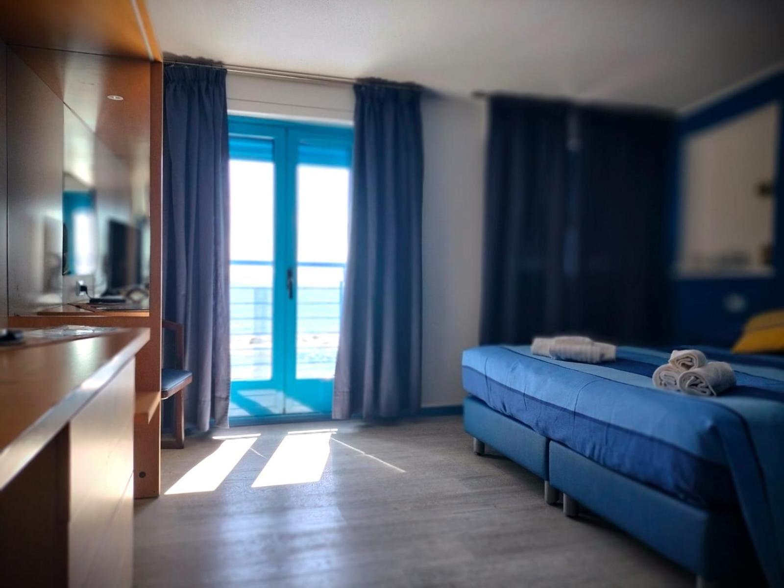La Favorita Hotel Cala Gonone Bagian luar foto