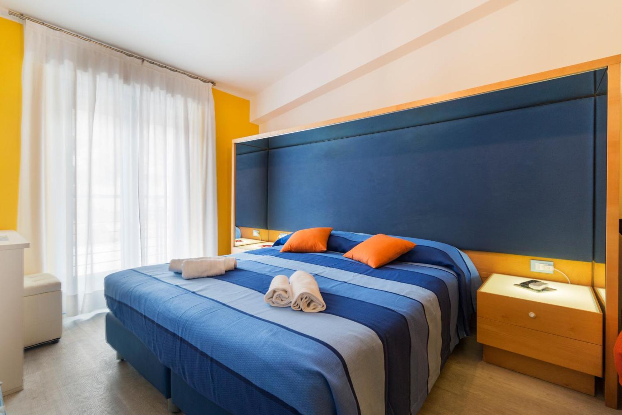 La Favorita Hotel Cala Gonone Bagian luar foto